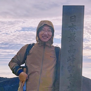 李 吉屹